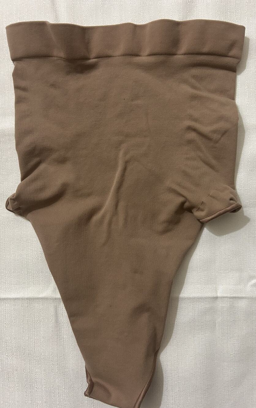 NWOT Skims Women Core Control Thong Sienna Size Medium